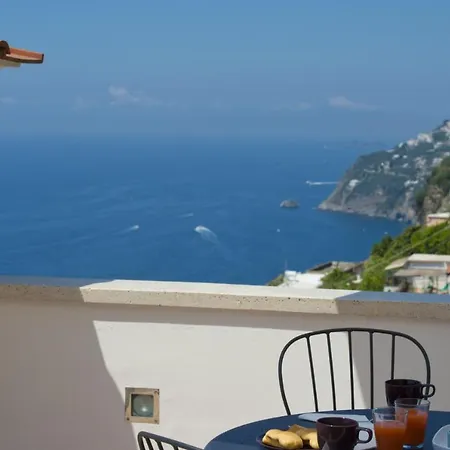 Sleeps 5 Air Con Wifi Conca dei Marini